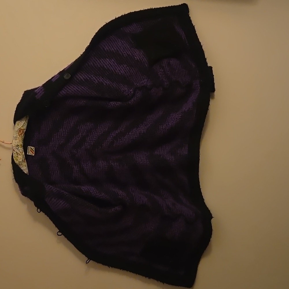 Vintage Purple and Black Sweater - Picture 2 of 4